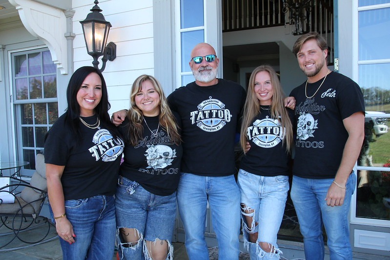 Jennifer Kain & Ink Addiction Crew on Queenslake Porch